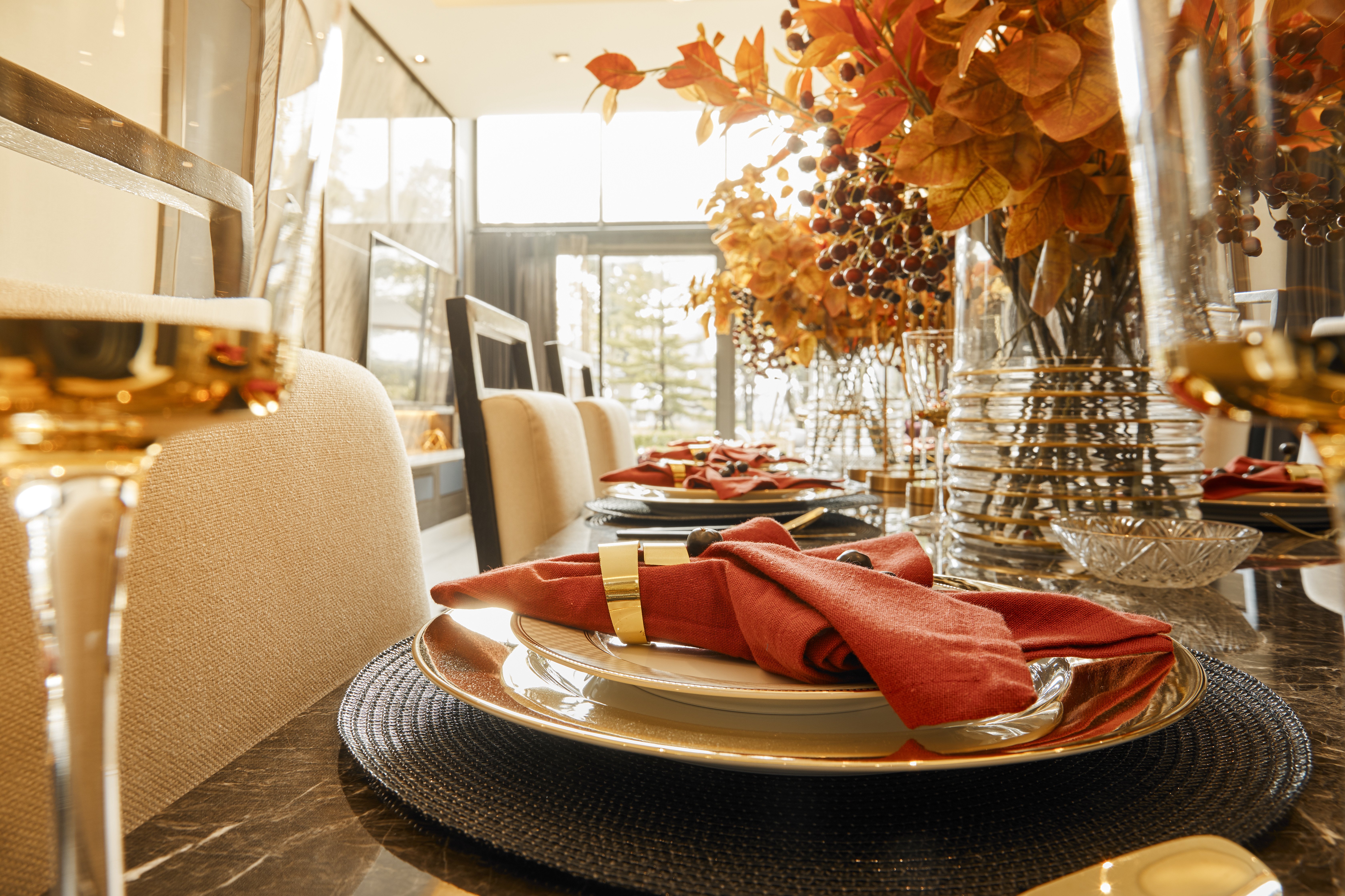 Thaksgiving Checklist Warm and Inviting